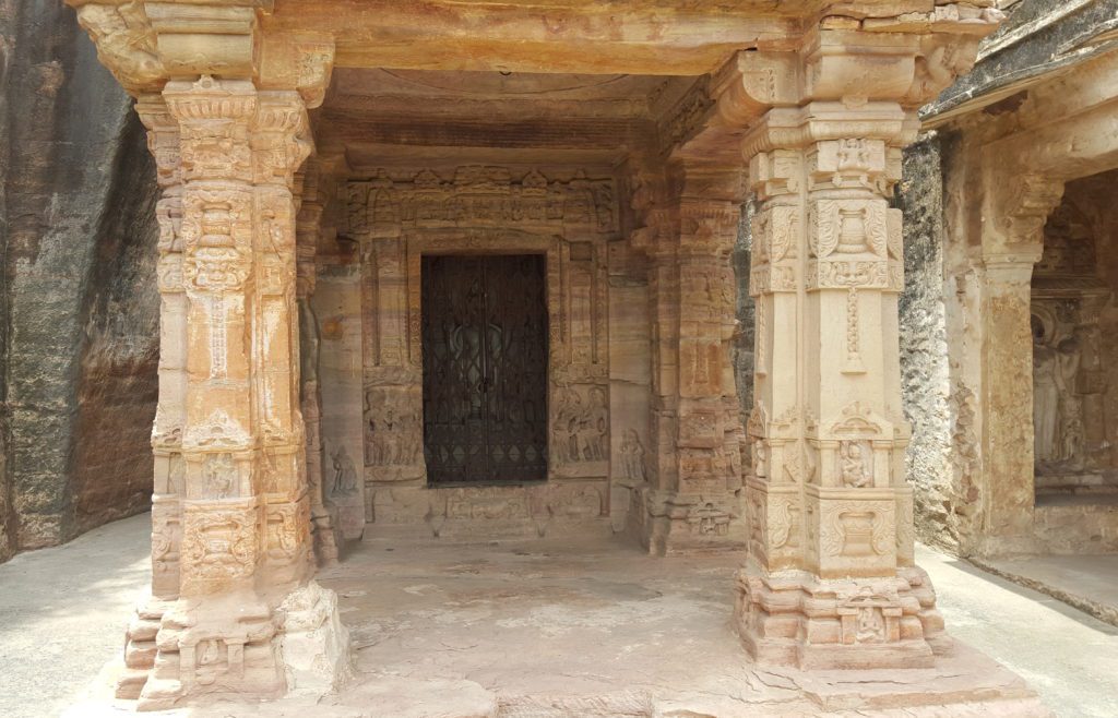 Chaturbhuj Temple