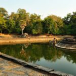 First glimpse of Neak Pean