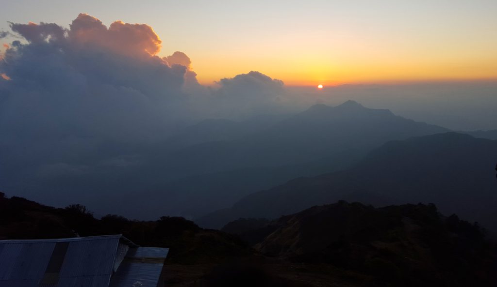 sun set is one reason why you should visit sandakphu